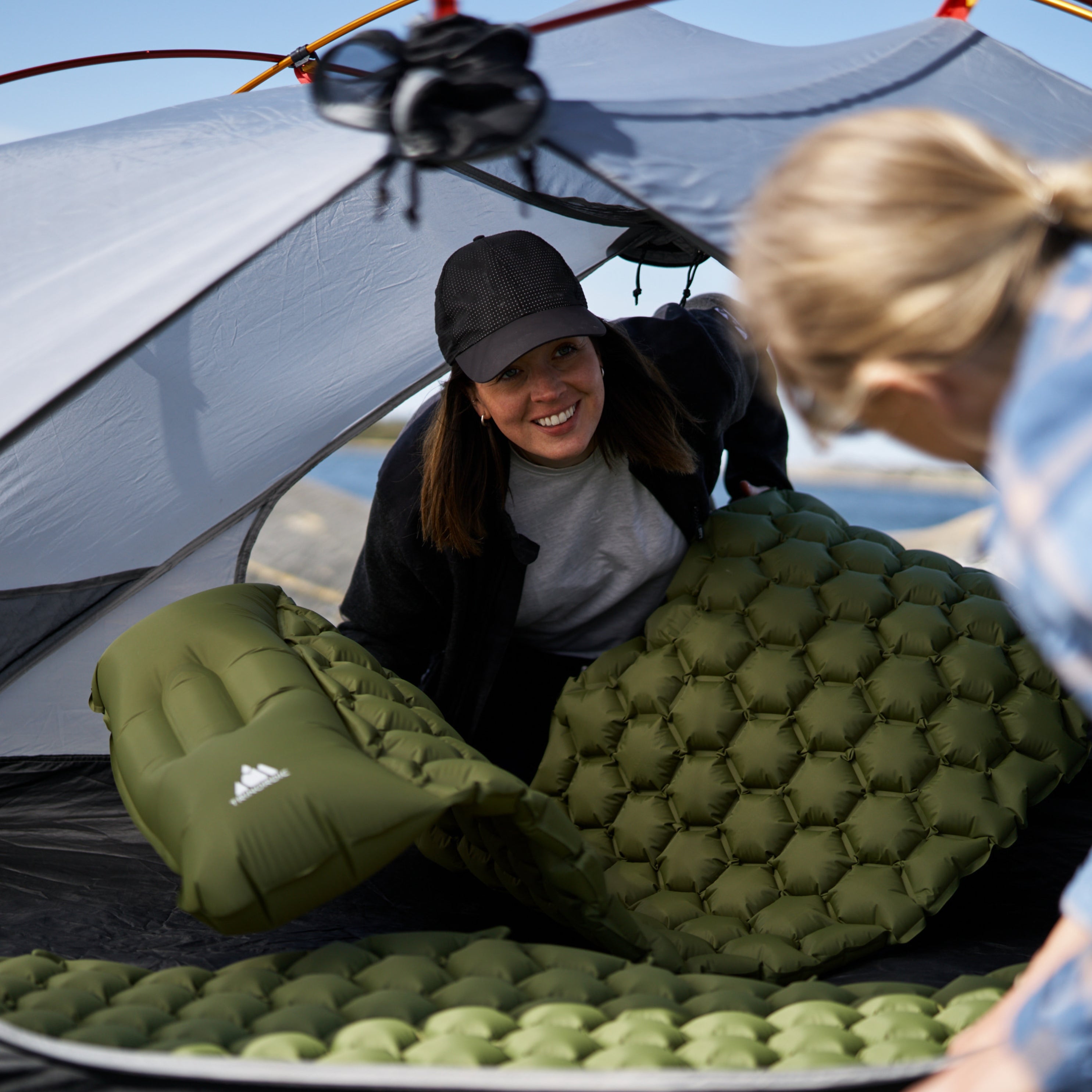 Vestra P – Ultralight Sleeping Pad 550g with pillow