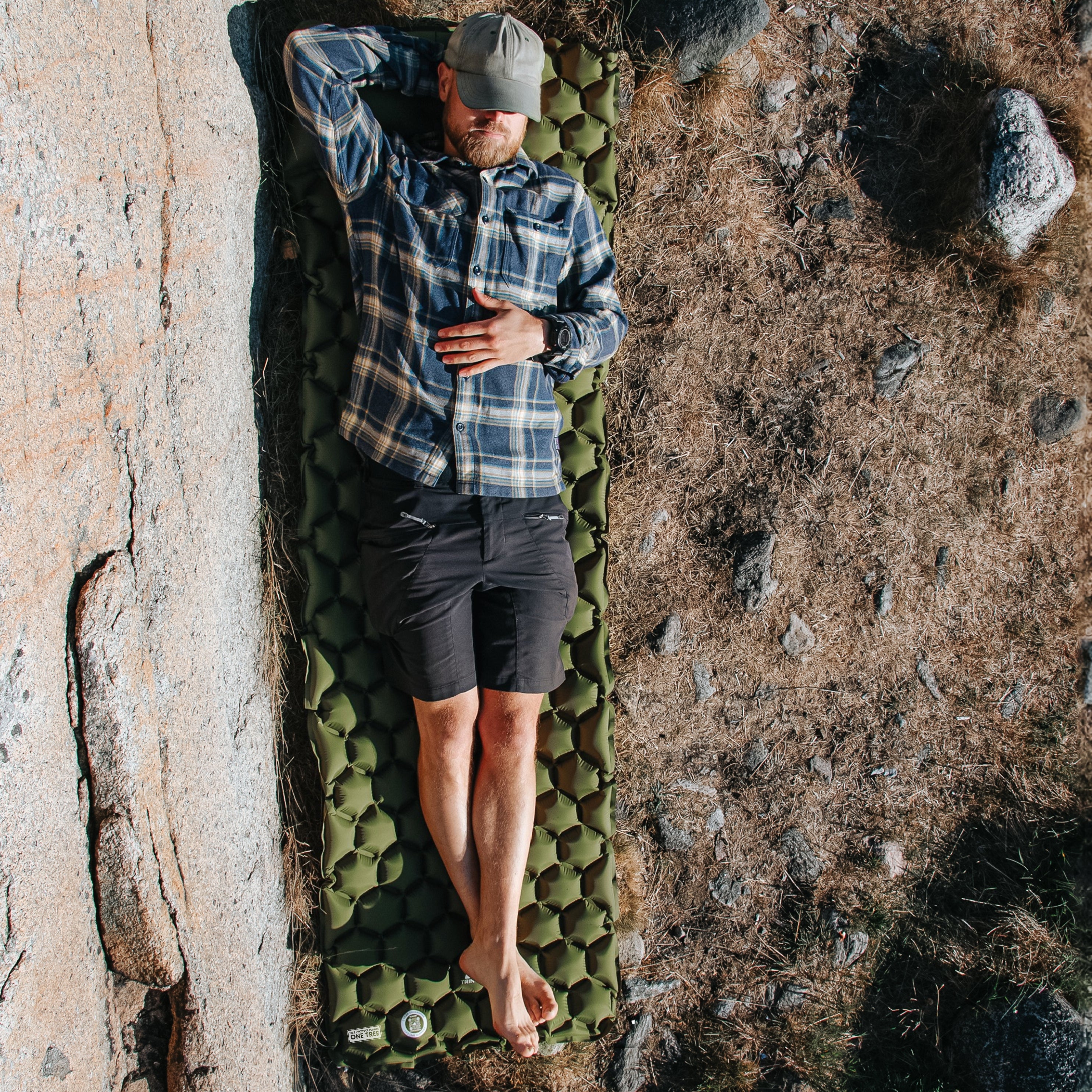 The Lightweight Summer kit- 1350g - Sleeping pad, Sleeping bag, Camping pillow - Save 15%